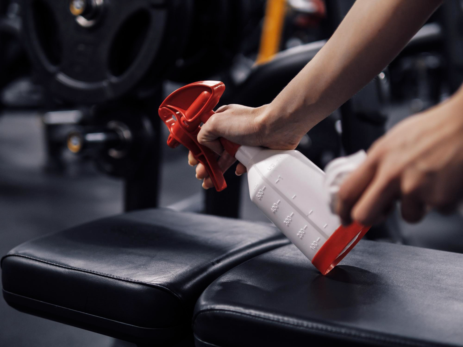 Gym Sanitization Vendor Scorecard: Auditing Chemicals, Dwell Times, and Logs