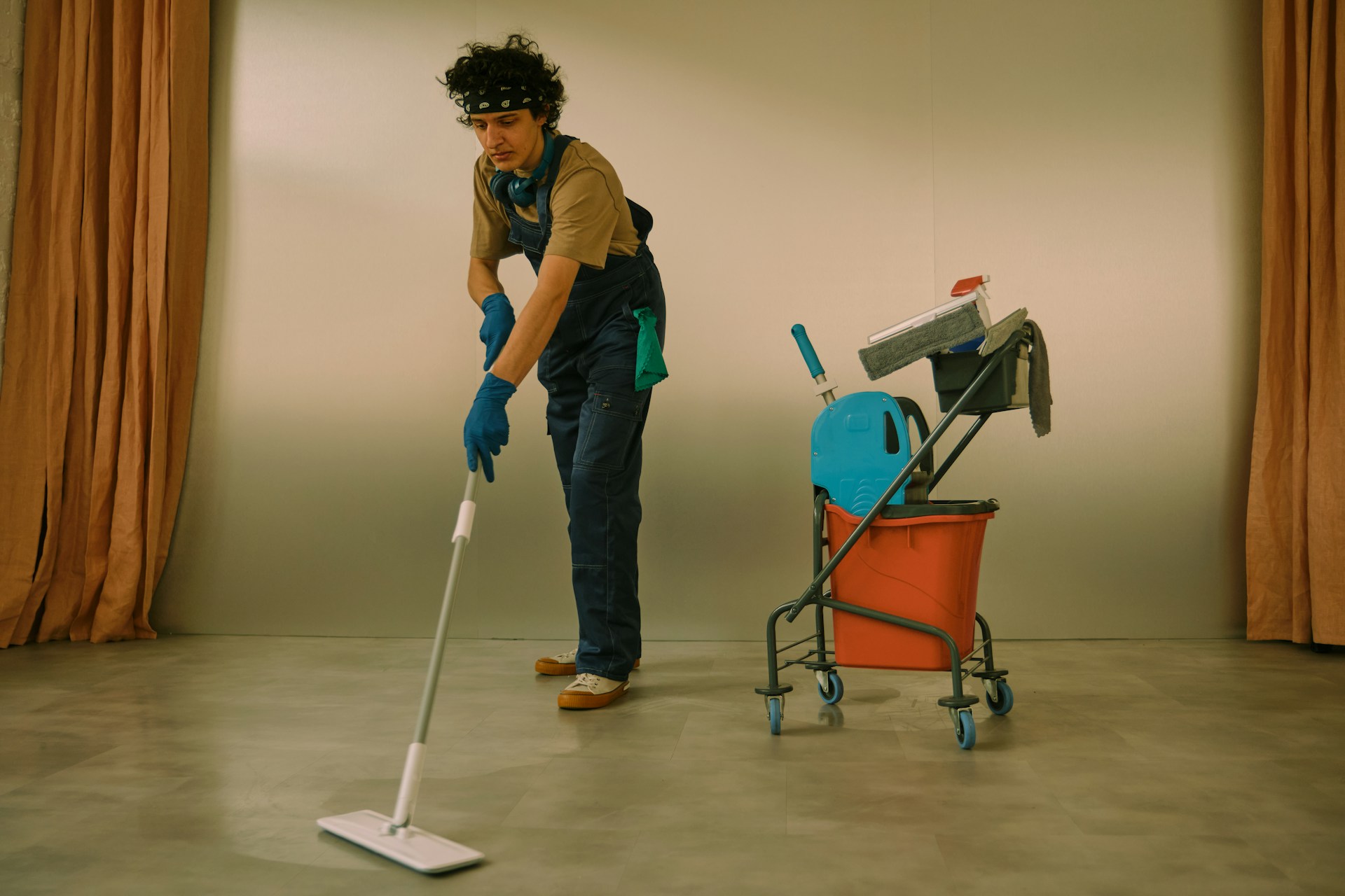 Brand Consistency Playbook for Retail Cleaning Across Locations