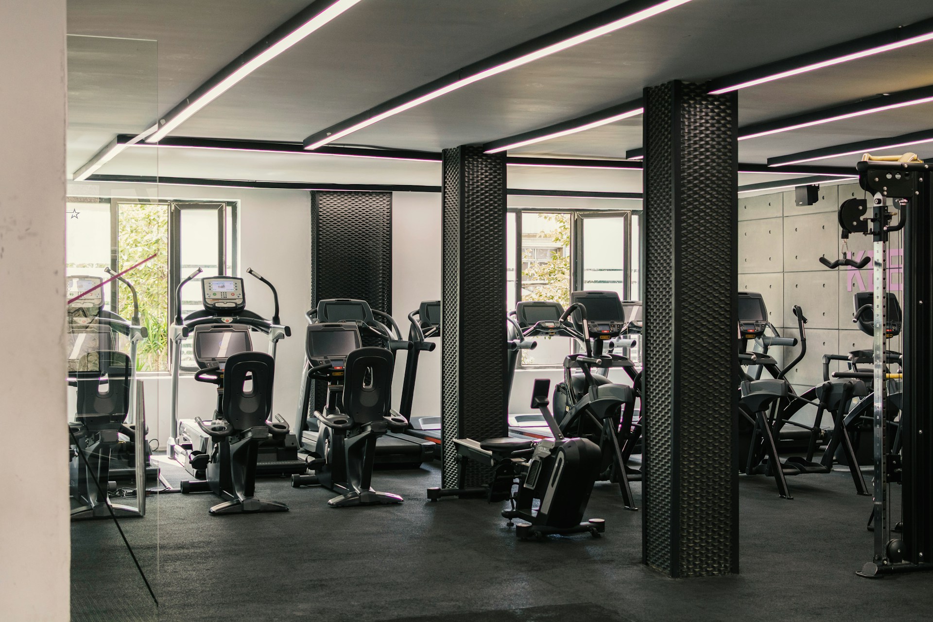 Questioning Fitness Center Maintenance During Membership Surges