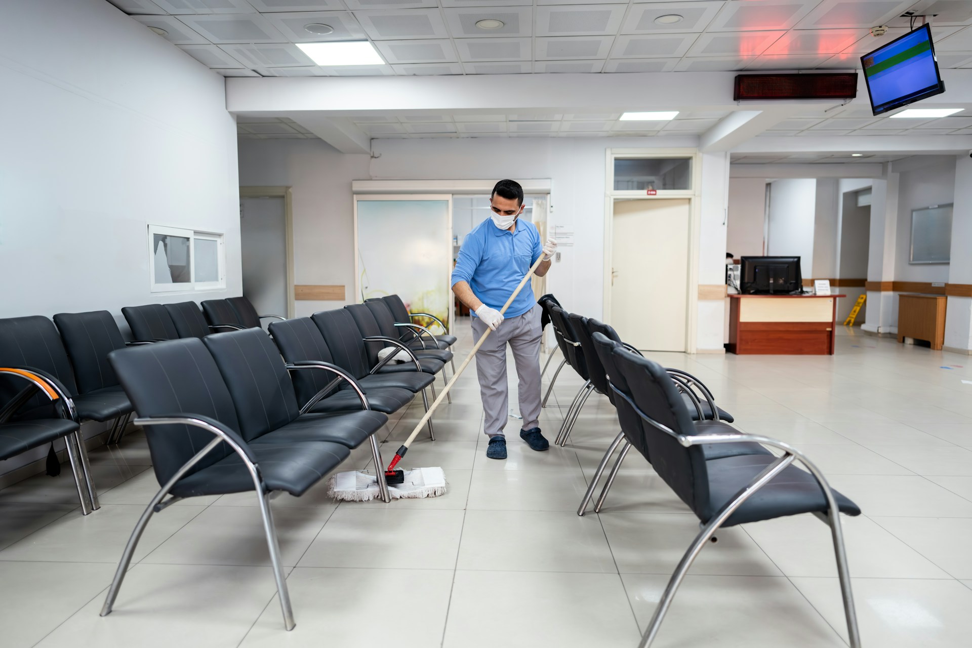 Healthcare Facility Cleaning to Prep for Allergy Season